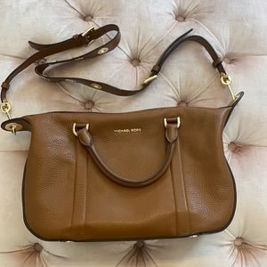 Micheal Kors Raven satchel bag